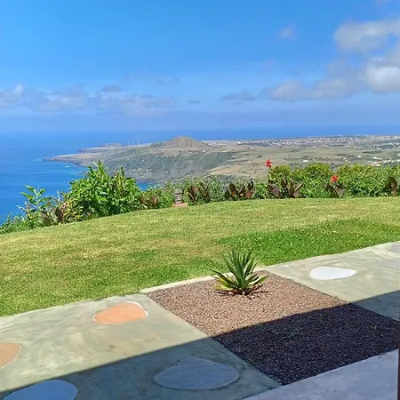 - Cantinho Do Paraiso بيت خشبي *