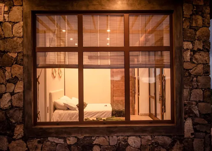 - Cantinho Do Paraiso Lodge *