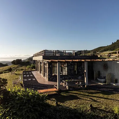 - Cantinho Do Paraíso *