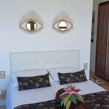 - Cantinho Do Paraiso Lodge *