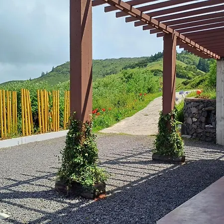 - Cantinho Do Paraiso Деревянный коттедж *