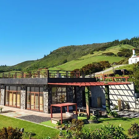 - Cantinho Do Paraiso Lodge