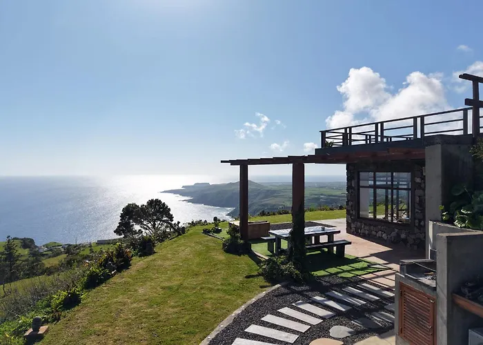 - Cantinho Do Paraiso Lodge *